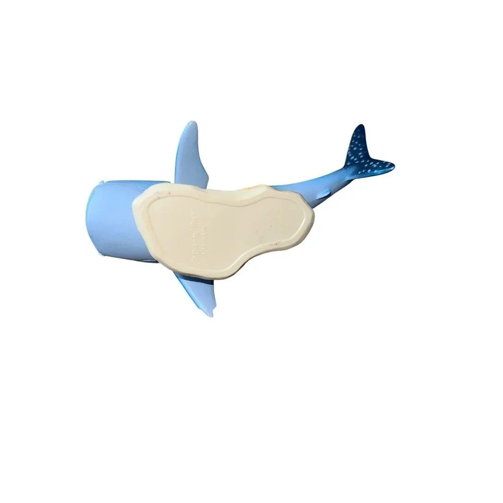 Finding Dory Destiny Whale Shark 5